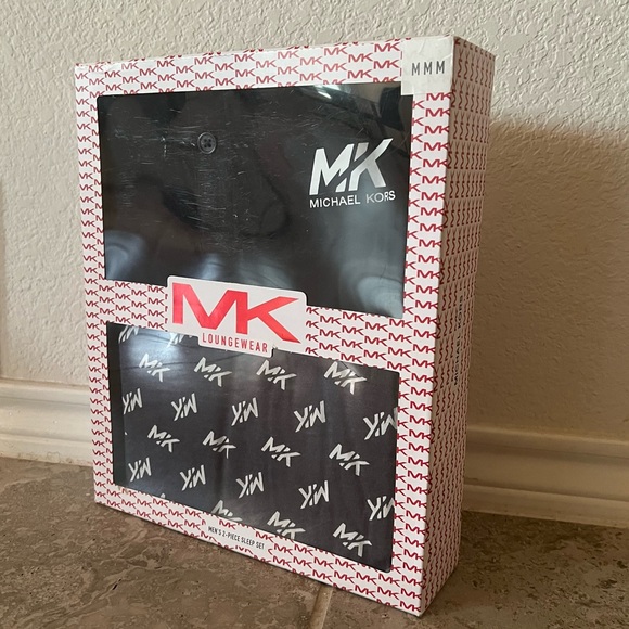 Michael Kors Loungewear Men’s 2-Piece Sleep Set, Navy Size M New in Box - Picture 5 of 7